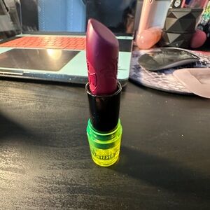 Melt cosmetics beetlejuice lipstick